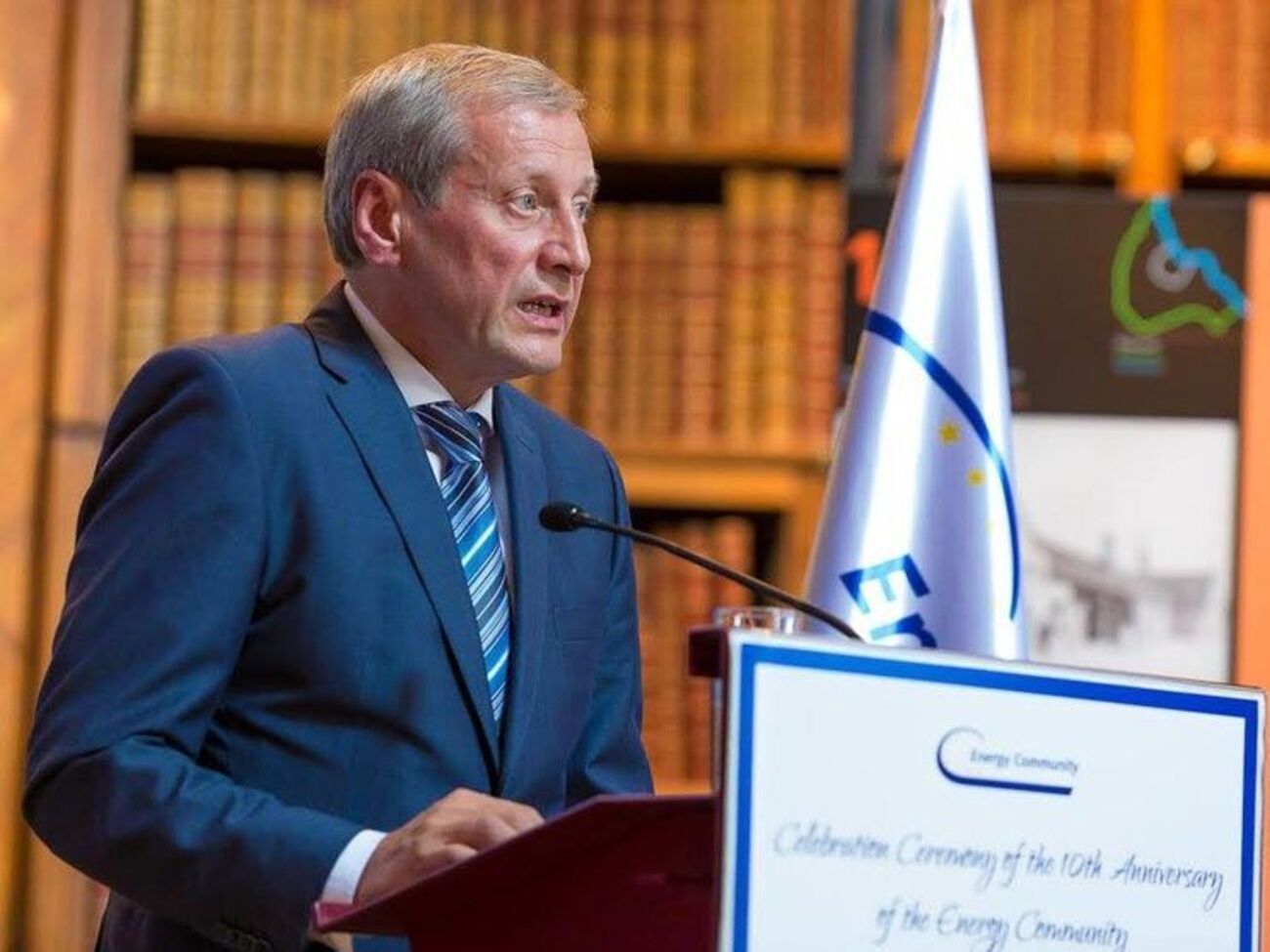 В СМИ пишут, что фигурантом дела является экс-вице-премьер Валерий Вощевский