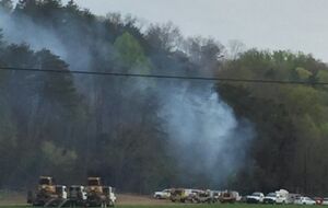 Вертолет упал в лесном массиве