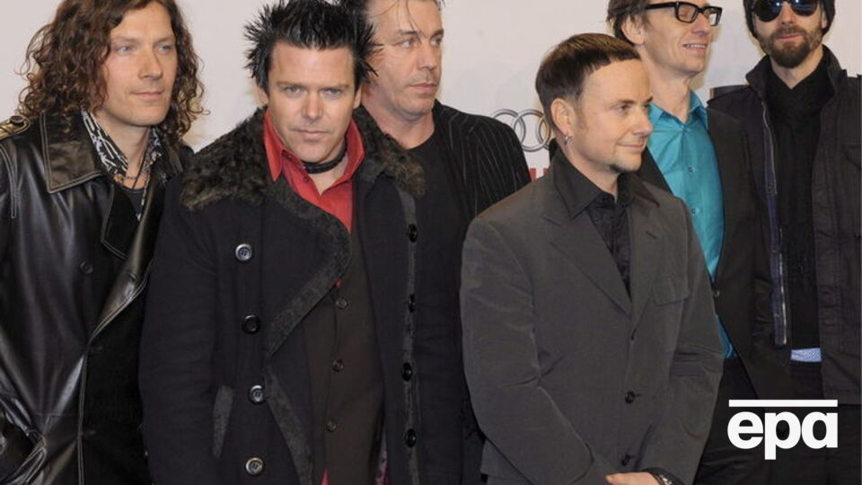 Rammstein рассчитывают получить деньги через суд