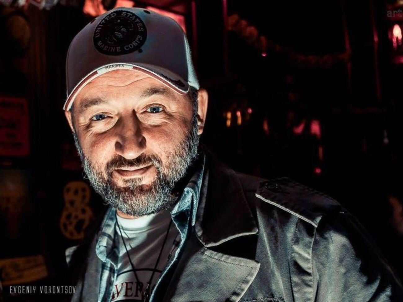 Мочанов:&nbsp;Люди голосовали не за Порошенко, а за объем его обещаний. Искали в часовой механизм государства заводную головку, которая бы заставила работать все шестеренки. Выяснилось, что у этой важнейшей детали ржавчина, резьба левая, шаг не тот