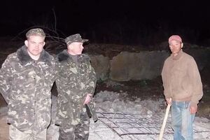 Мужчина пытался перевезти без предусмотренного законом разрешения и дозиметрического контроля около ста кг радиационного металла с целью сбыта