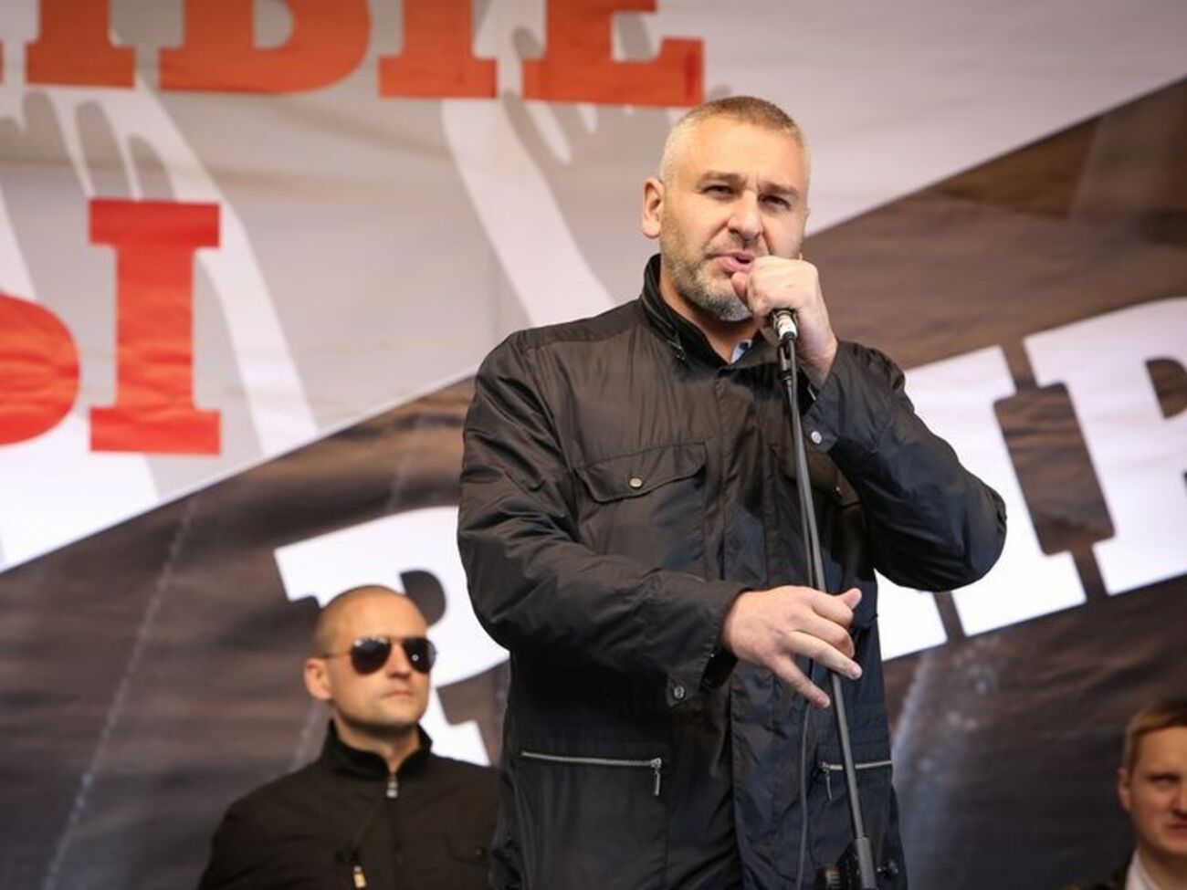 Фейгин заявлял, что 6 апреля Савченко вновь начала сухую голодовку