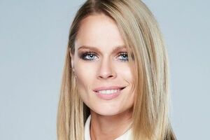 Фреймут: Хочу познакомить вас со своей крестницей Эмилией... Спасибо Житомирском перинатальному центру и главному врачу Юрию Вайсбергу за "легкую доставку" племянницы