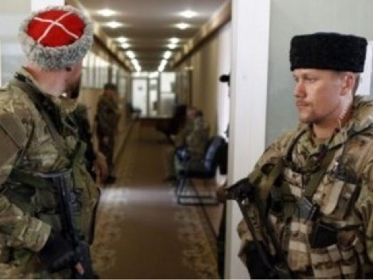 Правоохранители требовали регулярные взятки у чиновника-контрабандиста, заявляют в СБУ