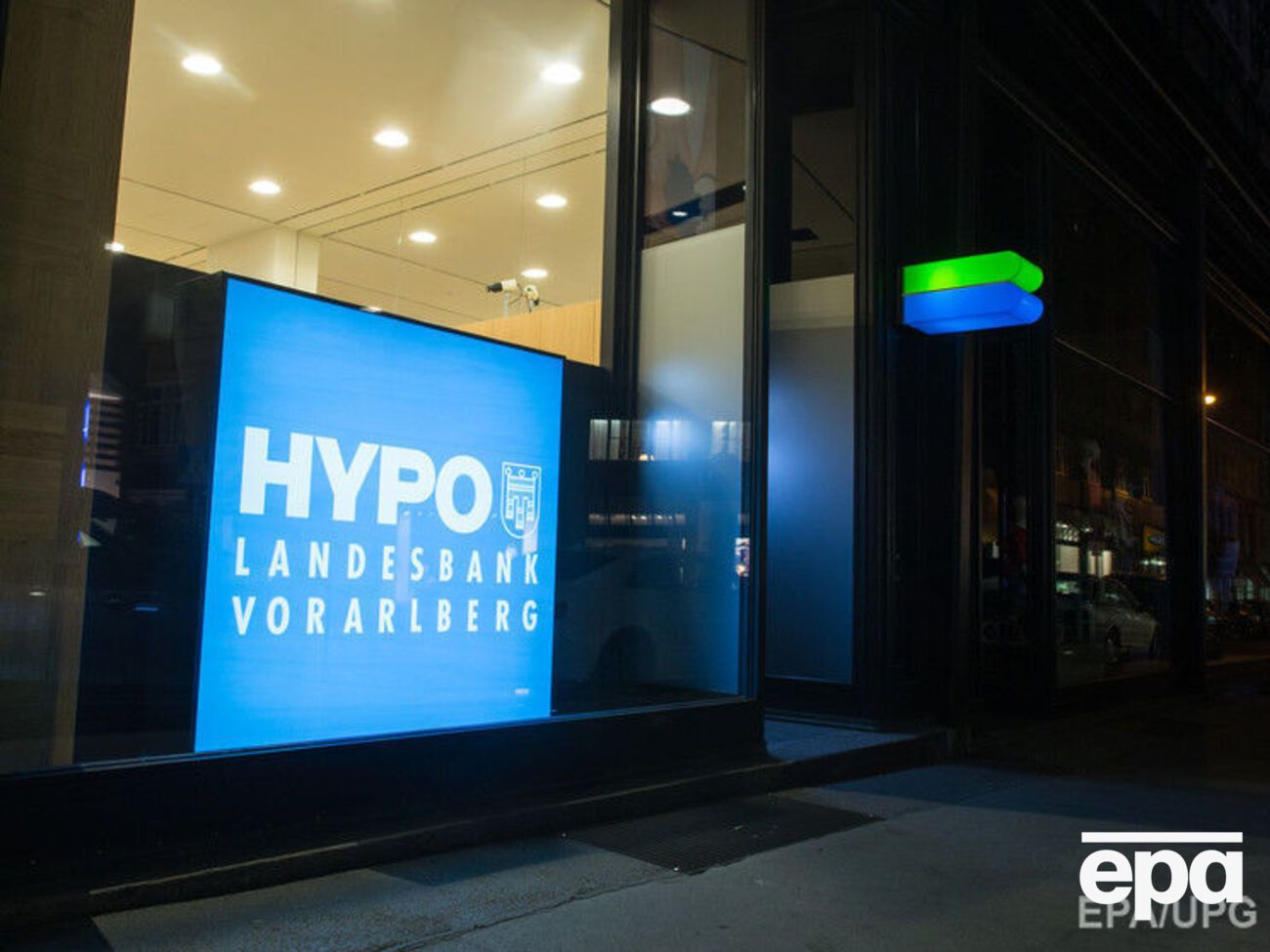 Офшорный скандал вынудил главу Hypo Vorarlberg покинуть свой пост