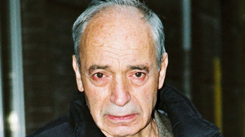 Актер Валентин Гафт пожаловался на боль в ноге