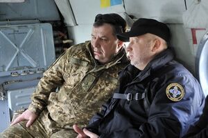Министр обороны Украины Степан Полторак и секретарь СНБО Александр Турчинов