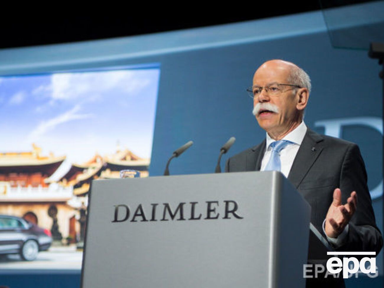 На&nbsp;ежегодное собрание акционеров Daimler AG пришлось вызывать полицию