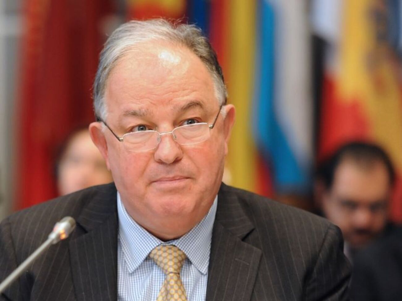 Апакан призвал стороны к соблюдению перемирия