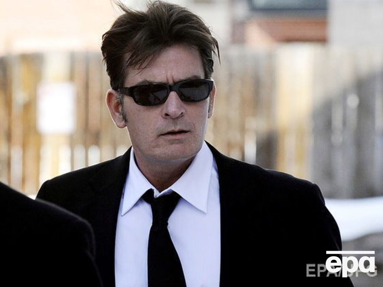 Шин находится под следствием