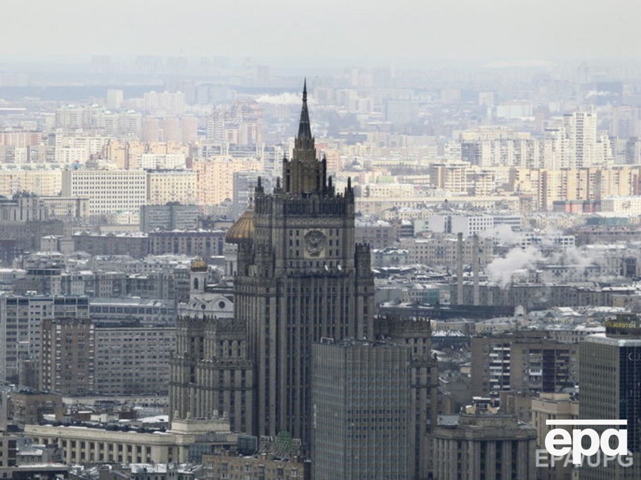 МИД РФ: Хочется верить, что ведущие специализированные международные структуры все же дадут адекватную оценку этим недружественным действиям Риги
