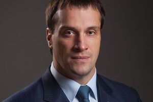Исаков: Экономический подъем, преодоление коррупции, сохранение в перспективе самого государства немыслимы без целенаправленной государственной политики по формированию у населения чувства гражданственности, патриотизма