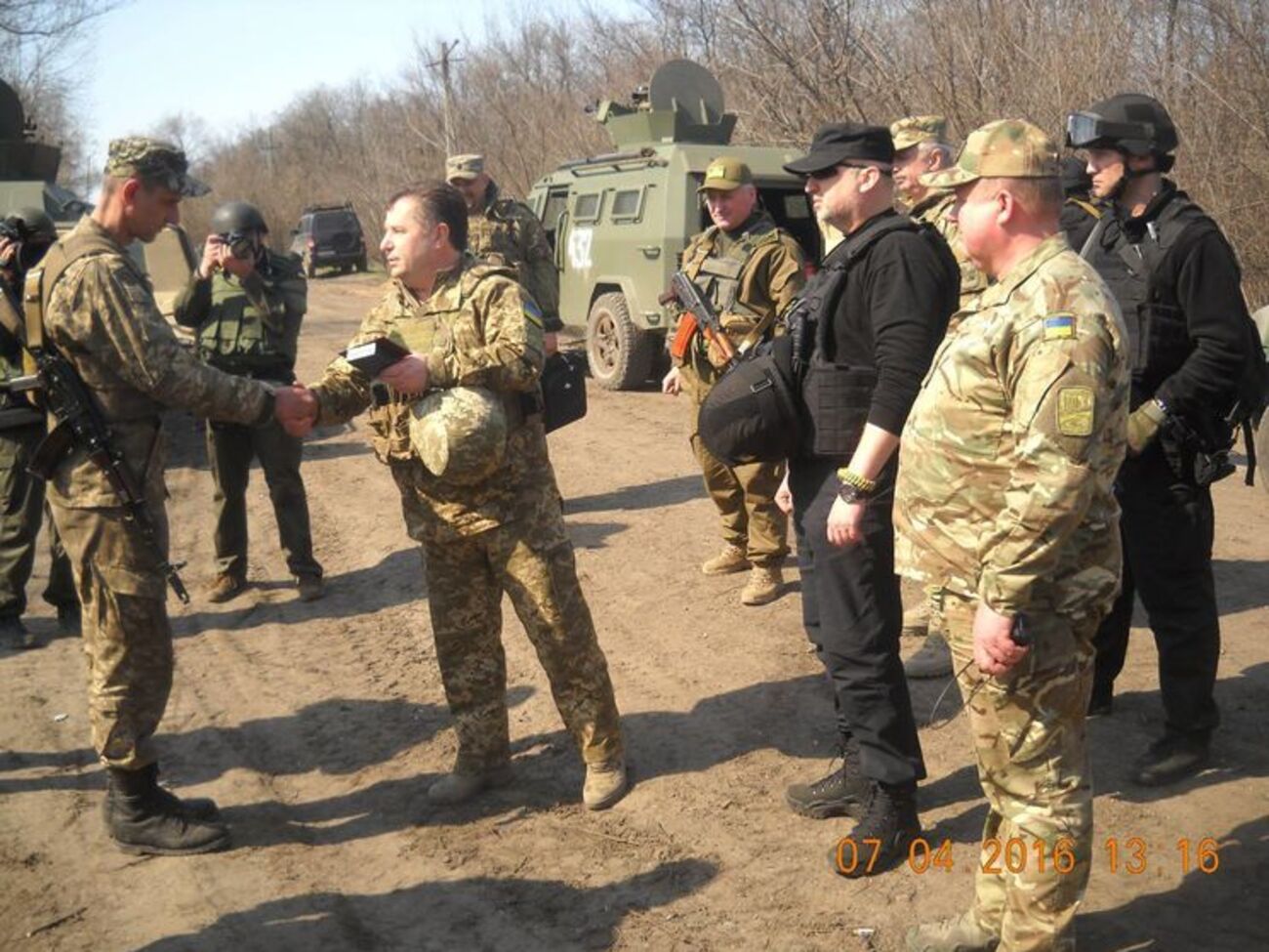 Украинские военные под Авдеевкой сообщили о провокациях боевиков