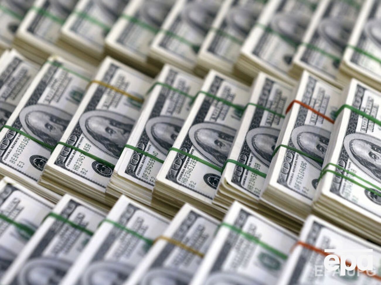Нацбанк установил курс валют на 11 апреля