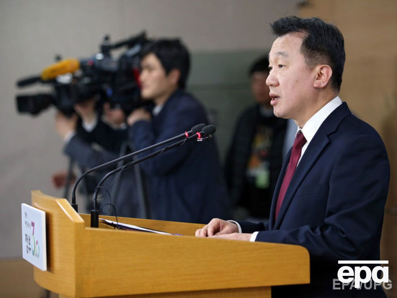 Министр по вопросам объединения рассказывает о северокорейских перебежчиках