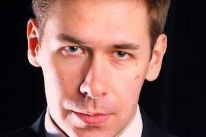 Новиков: Переговоры идут между Москвой и Киевом, и скажу осторожно, что они скорее движутся в правильную сторону