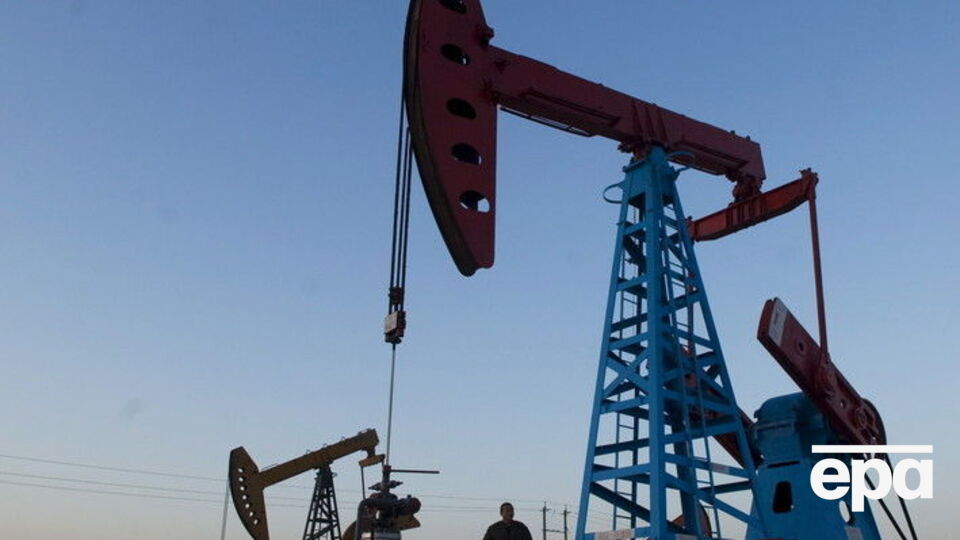 Экономист: Низкие цены на нефть полностью изменят структуру российской экономики