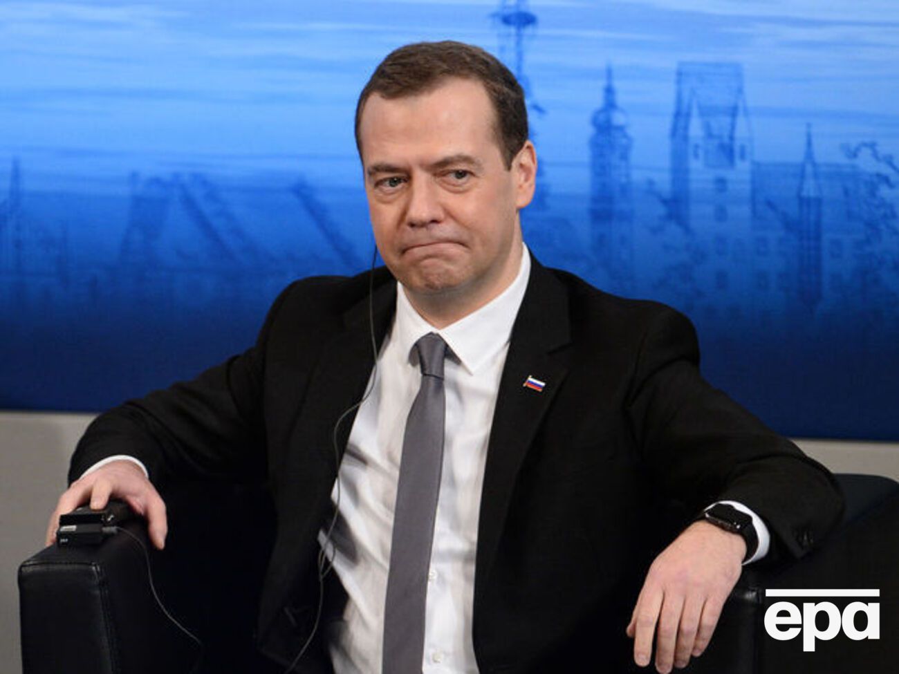 Медведев:&nbsp;Я не уверен, что приход на этот рынок поставщиков оружия из других стран облегчит ситуацию