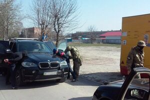 В Виннице СБУ задержала трех полицейских-вымогателей