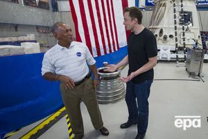 По мнению российского авиаэксперта, Элон Маск в одиночку превзошел всю российскую космонавтику