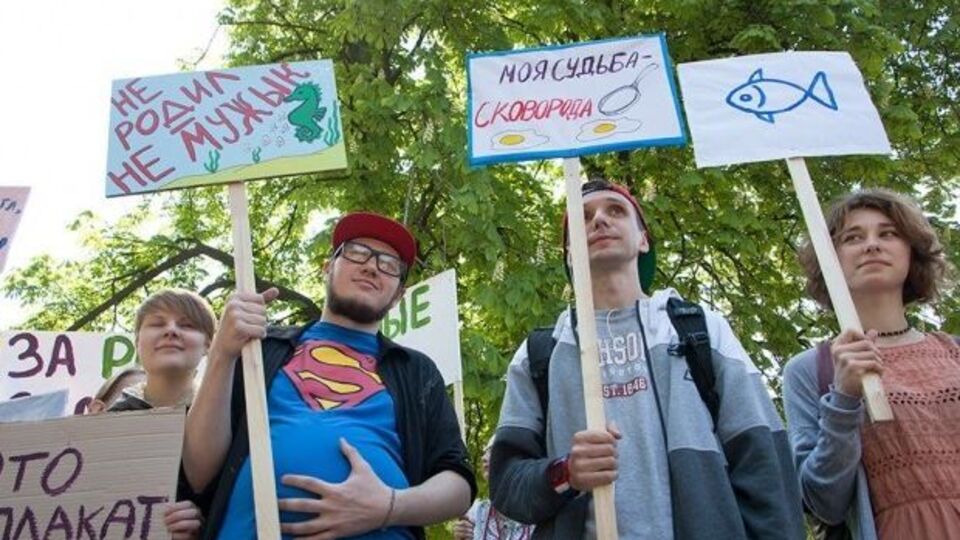 Молодежь Одессы организовала креативное шествие