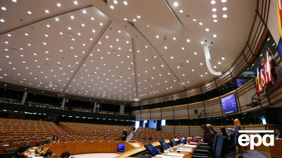 Эксперты ЕК завтра обсудят отмену виз для Украины