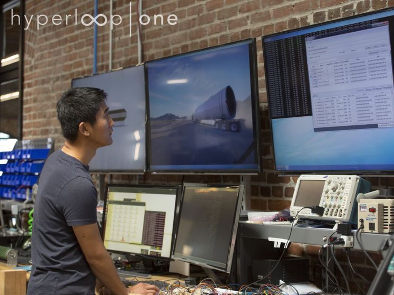 Испытания Hyperloop начнутся до конца года