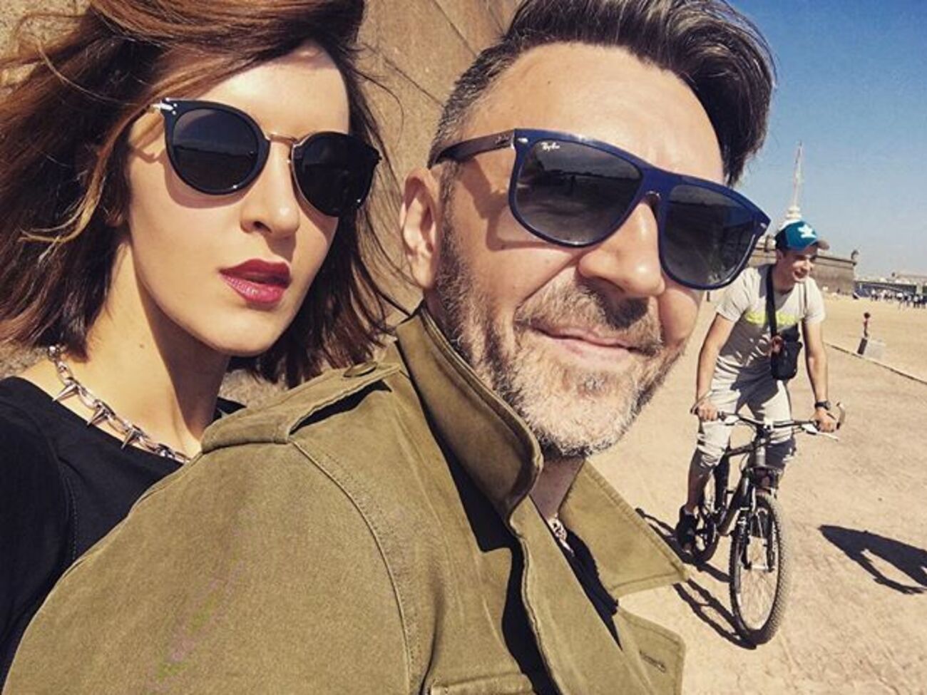 Шнурова:&nbsp;Друзья, Сергей сегодня вне зоны доступа