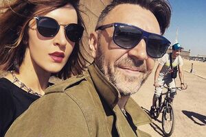 Шнурова: Друзья, Сергей сегодня вне зоны доступа