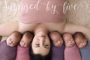 По статистике, одна женщина на 55 млн рожает сразу пятерых детей