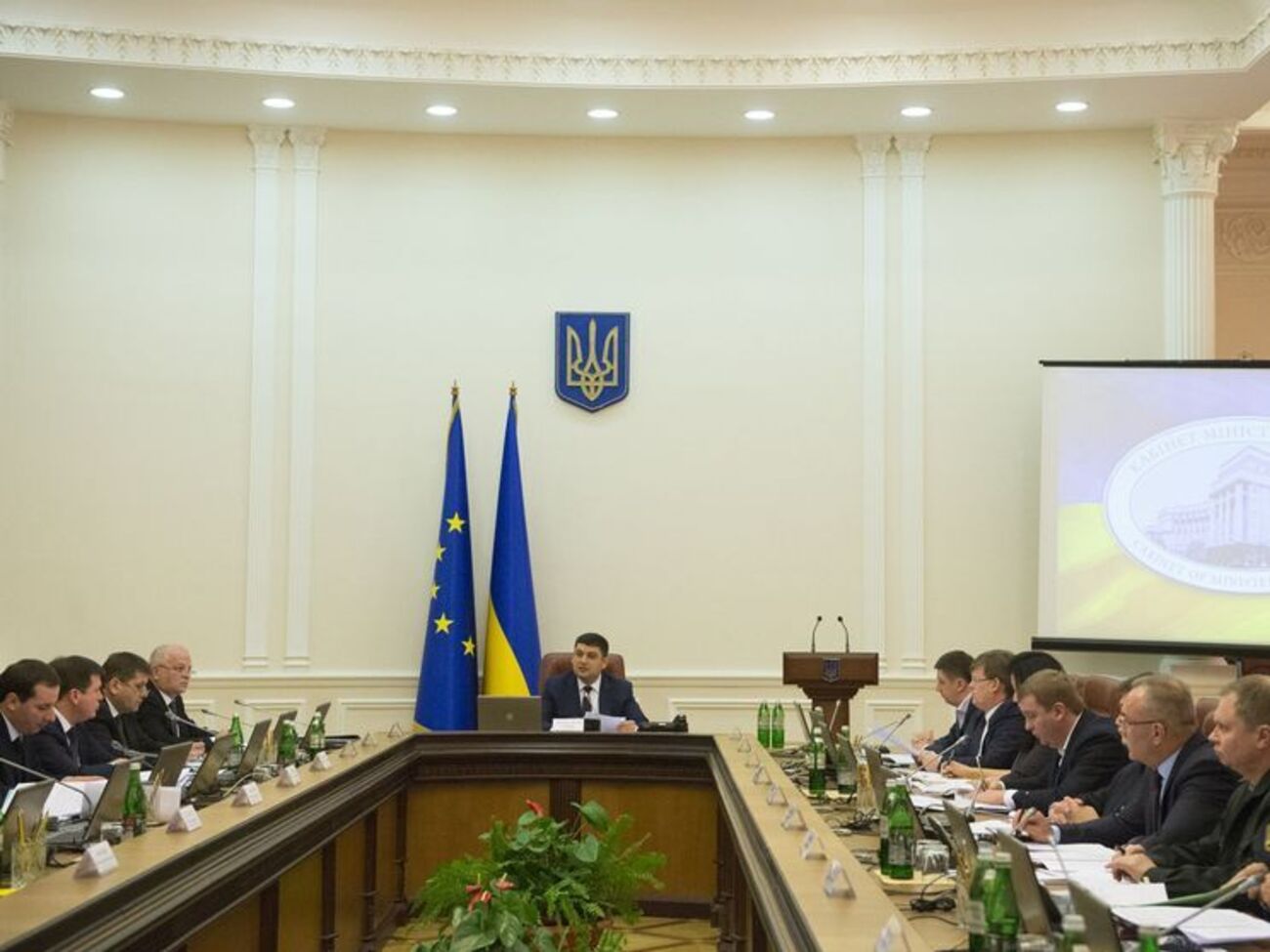 По мнению Гройсмана, потенциал поступлений от таможни в госбюджет составляет от 50 млрд ежегодно