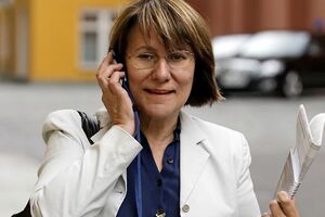 Пилар Бонет: Не понимаю, зачем опубликовали личные данные тех, кто имел аккредитацию "ДНР"