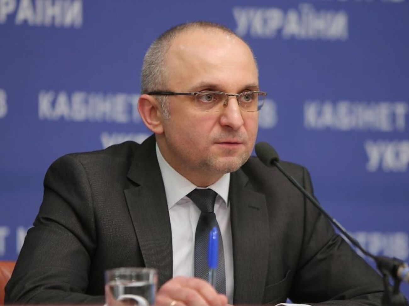 По мнению Сергея Савчука, эти цифры говорят о том, что "постепенно меняется и сознание людей в плане энергопотребления"