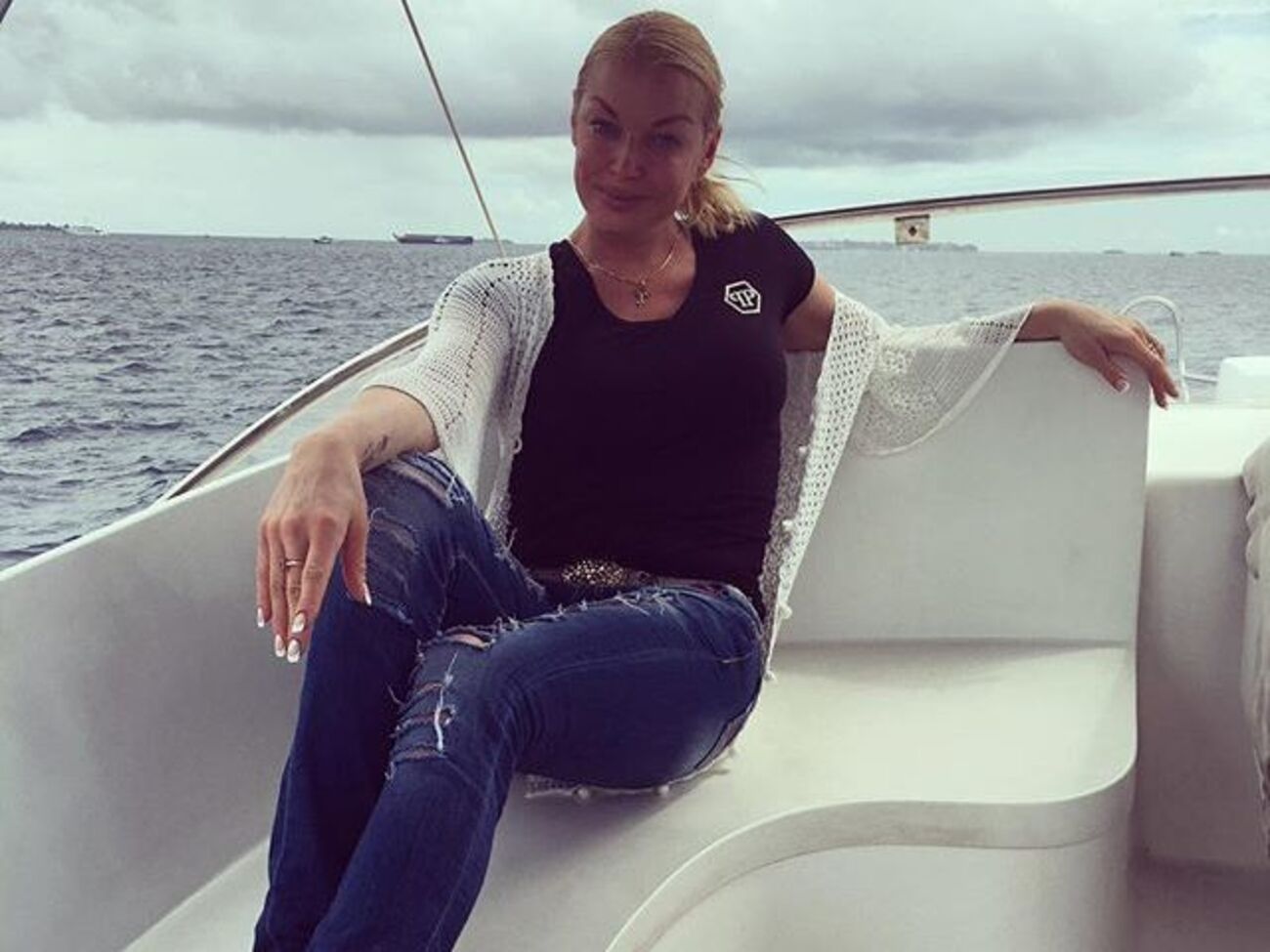 Волочкова:&nbsp;А вот сейчас мне хочется просто разрыдаться! Но я не буду этого делать. Не доставляя радости завистникам!