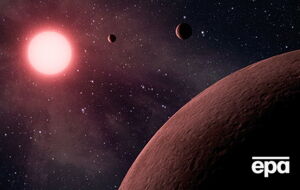 Планеты земной группы в системе отсутствуют