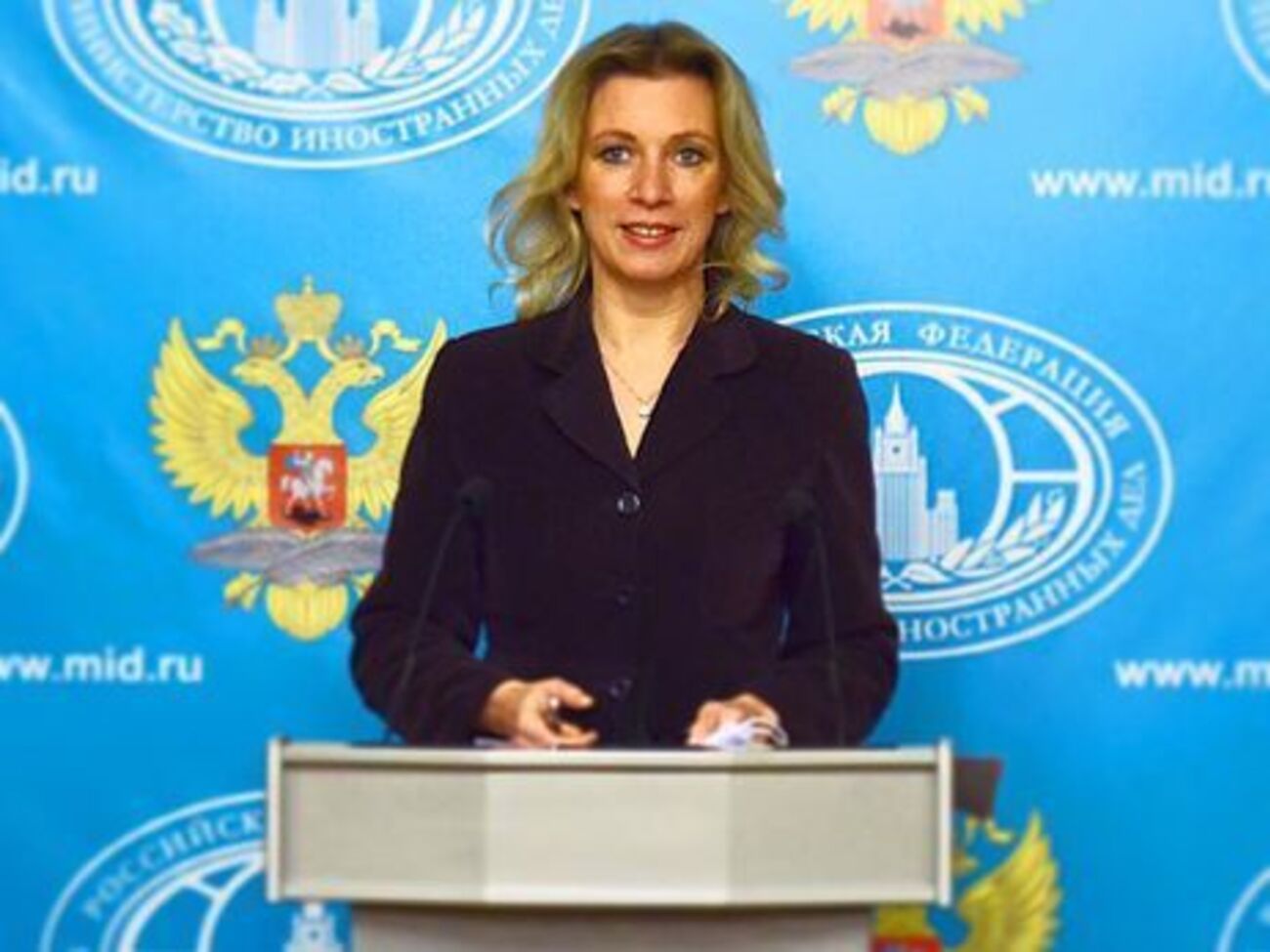 Захарова: Правозащитники должны отреагировать на раскрытие личных данных журналистов в Украине