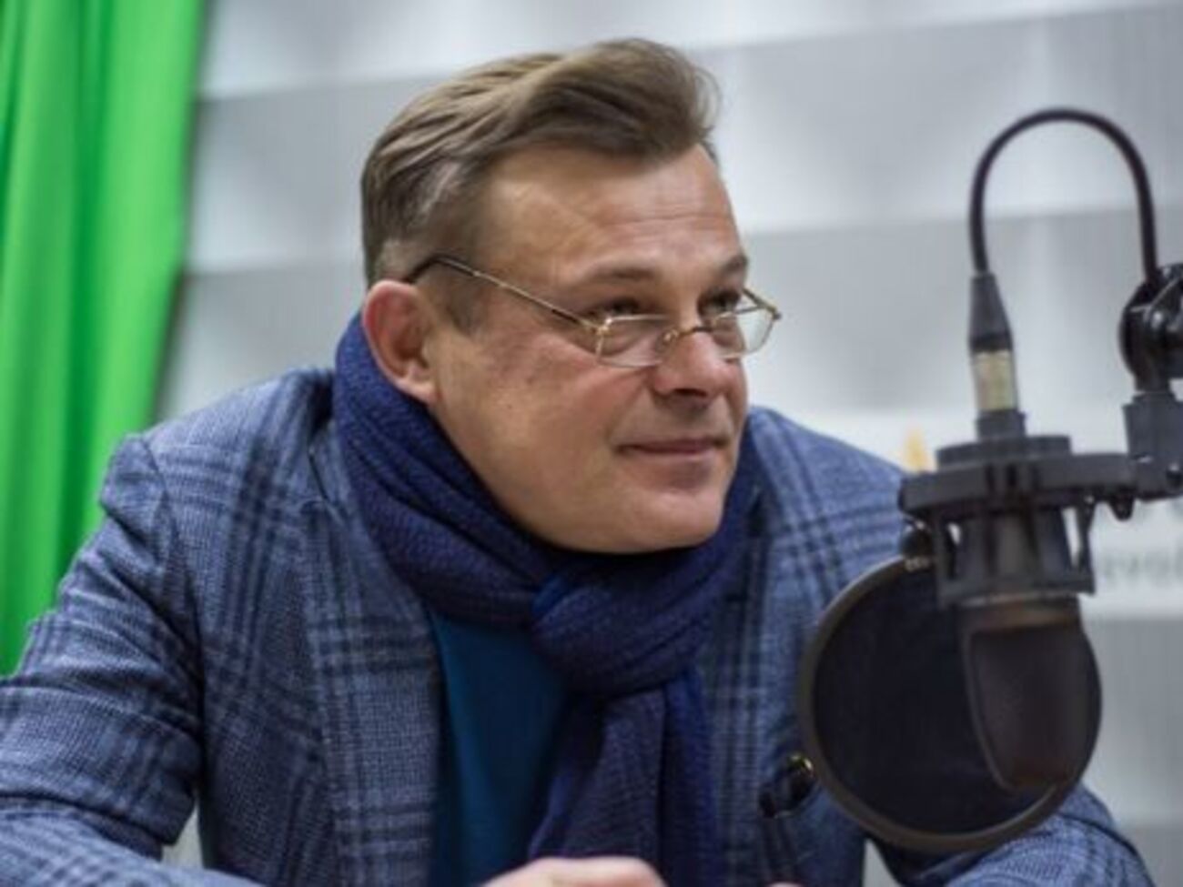 Терехин:&nbsp;Вы хотите поднимать цену на газ? А почему бы не посмотреть, сколько воруют, как говорят газовщики, "на соске", на скважине?