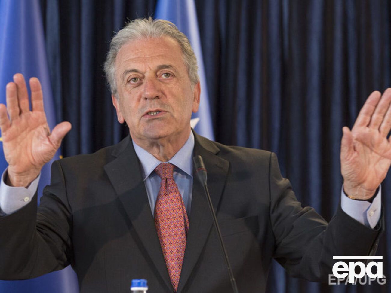 Аврамопулос: Я ожидаю момента, когда украинские граждане начнут путешествовать по нашей Шенгенской зоне без виз