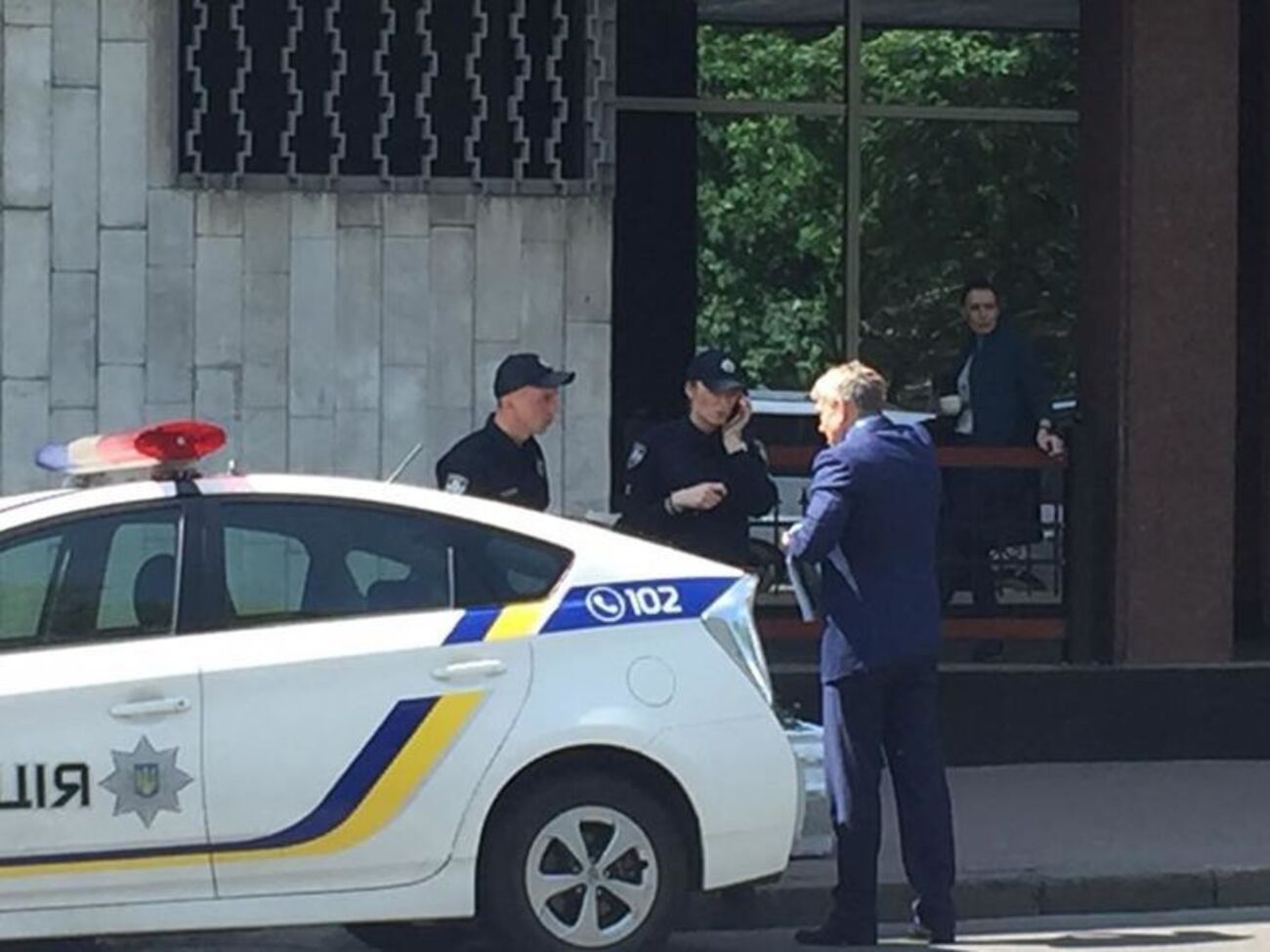 После замечания полицейских Насалик перепарковал машину