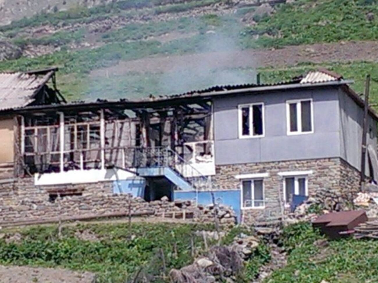 Дом жителя села Кенхи, пожаловавшегося Кадырову