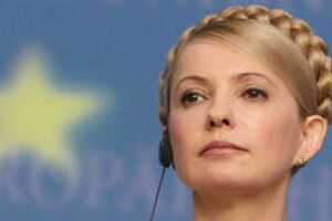 По итогам разговора Порошенко и Байдена пресс-служба президента объявила, что Украина в ближайшее время получит от США $1 млрд