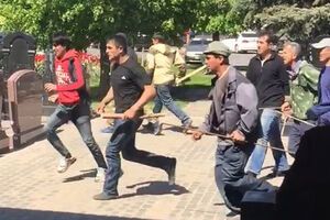 В результате произошедшего на Хованском кладбище, по официальным данным, погибли четверо