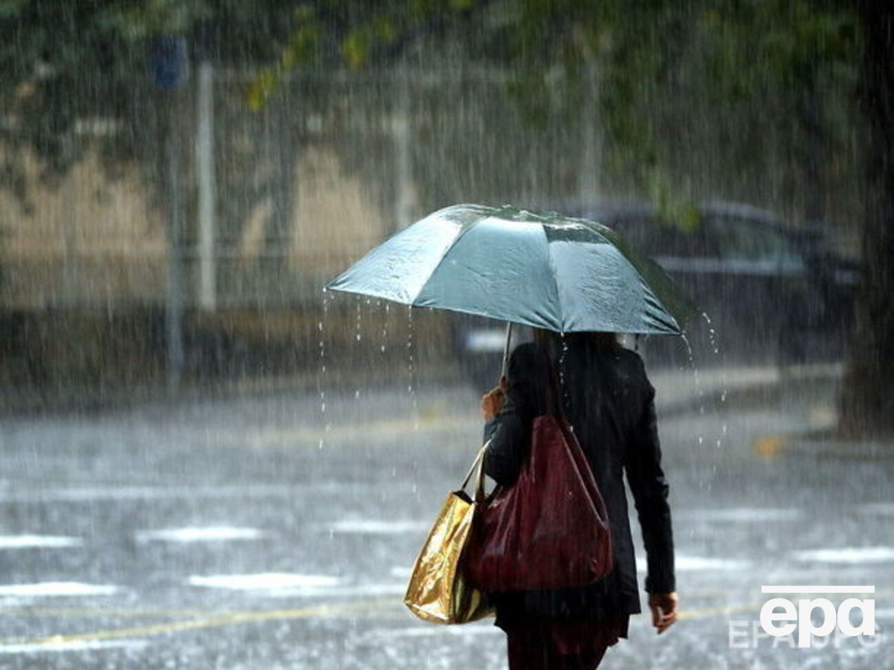 Дожди не покидают Украину