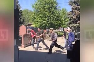Участники драки на кладбище взяли с собой лопаты