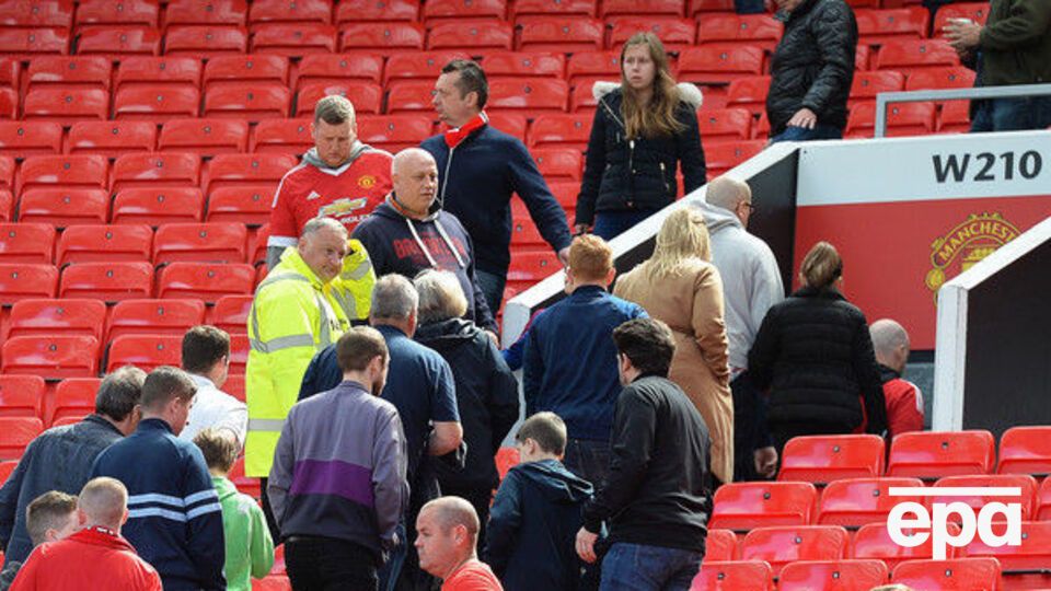Эвакуация с "Олд Траффорд"
