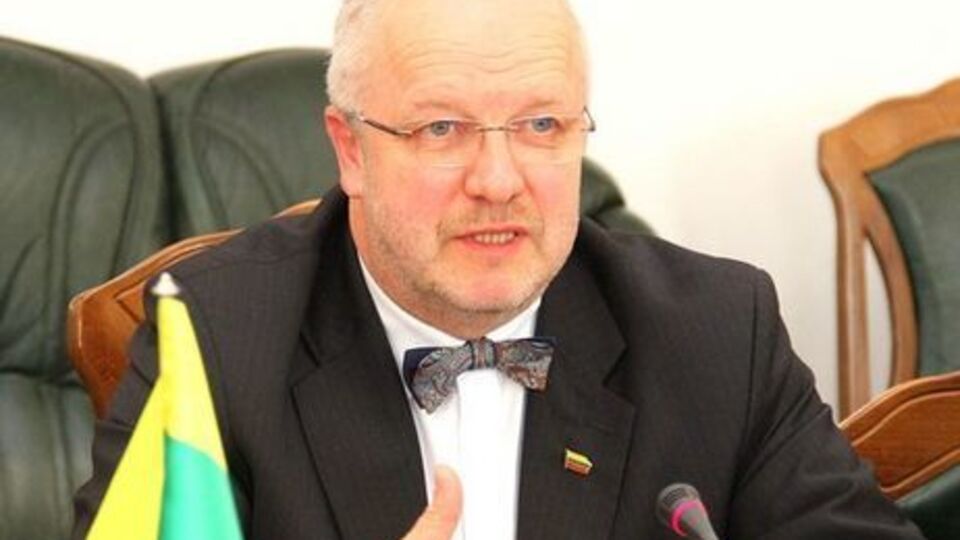 Олекас: Правительство планирует достичь установленную НАТО норму к 2018 году