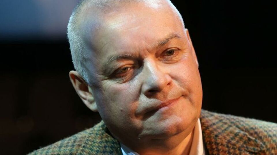 Киселев признал, что показал в эфире программы поддельный документ