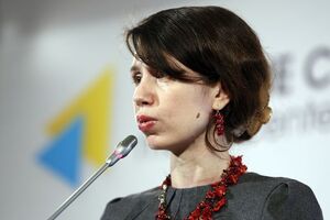 Черновол во время судебного заседания потребовала допросить Иванющенко, но суд отказался