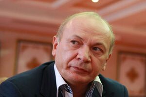 В Печерском суде Киева прошли слушания по иску Иванющенко к Черновол