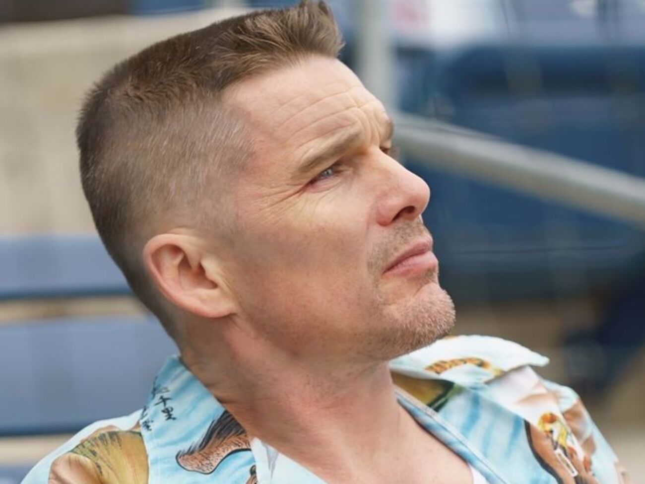 Лента рассказывает о внутреннем кризисе главного героя, связанном с детскими воспоминаниями